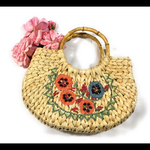 Handbags - Straw/wicker bag w/bamboo handle w/removable pouch